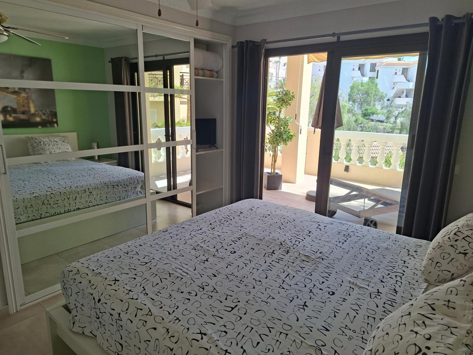 Nice 1 Bedroom Apartment Los Cristianos Los Cristianos  Zewnętrze zdjęcie